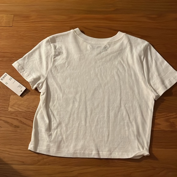 Cute baby tee from Urban Outfitters - Picture 2 of 4